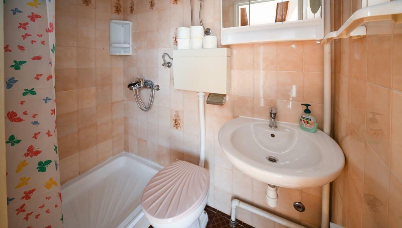 Apartments Bazilika Новаля Екстериор снимка